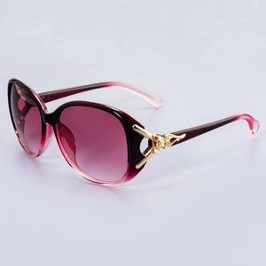 Y2K, vintage, never used glasses and very comfortable